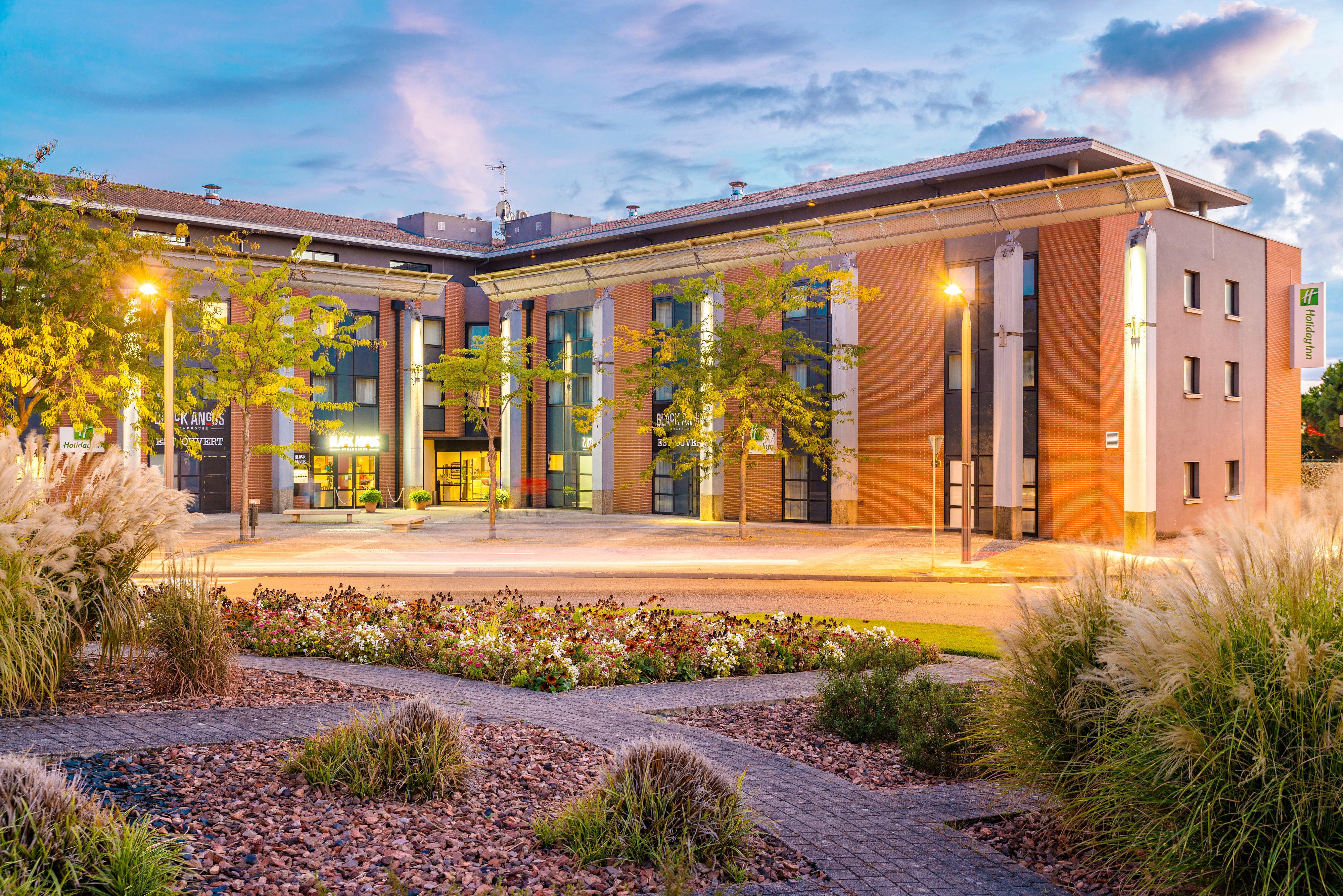 Holiday Inn Toulouse Airport, An Ihg Hotel Blagnac Exterior photo