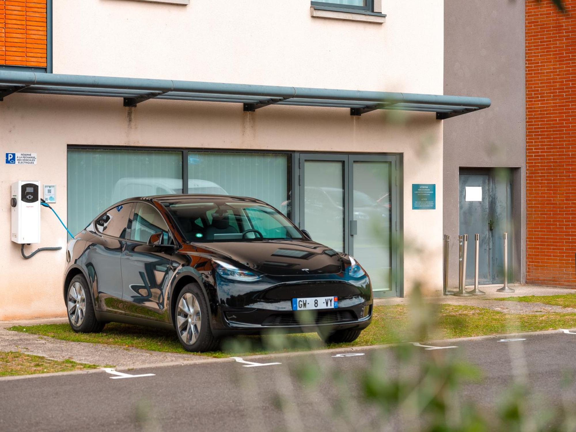 Holiday Inn Toulouse Airport, An Ihg Hotel Blagnac Exterior photo